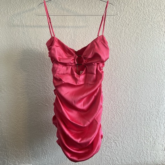 Nookie Dresses & Skirts - Nookie Pink Mini‎ Utopia L NWT Cutout Ruched Gold Adjustable Straps Zip Back